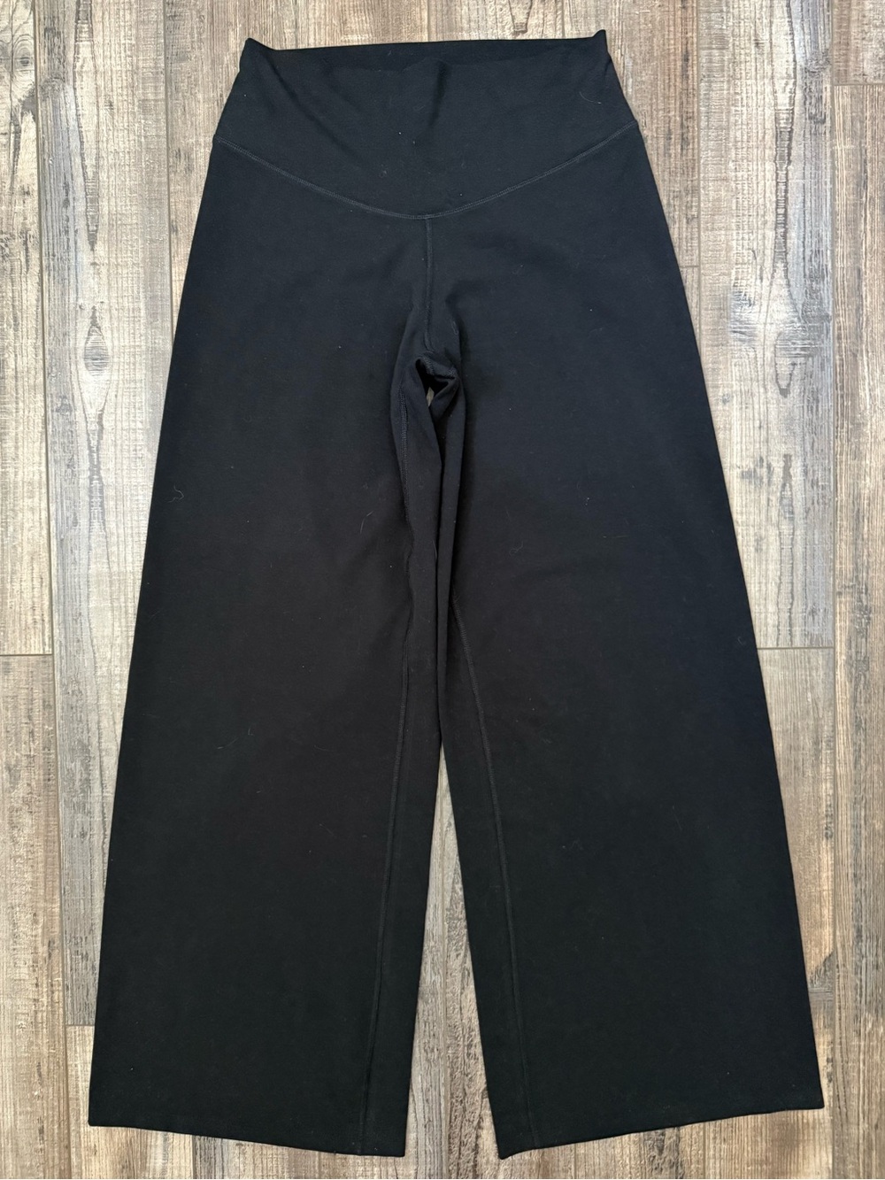 Old Navy Active Powerchill Extra high rise Wide Leg Go Dry Pants Medium